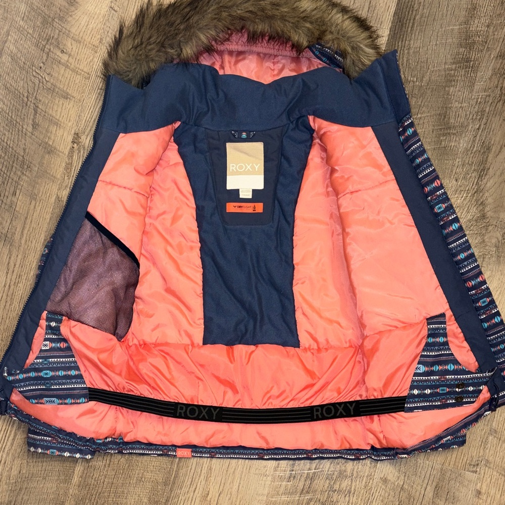 Roxy Girls DryFlight 10K Snow Jacket Navy Tribal Geometric Faux Fur Hood Size 10 - Picture 4 of 5